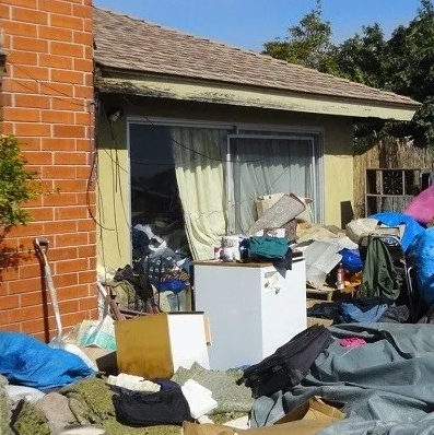 On Time Fire Damage Cleanup And Junk Removal