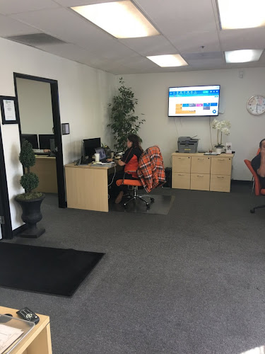 Exclusively Contents, Inc.