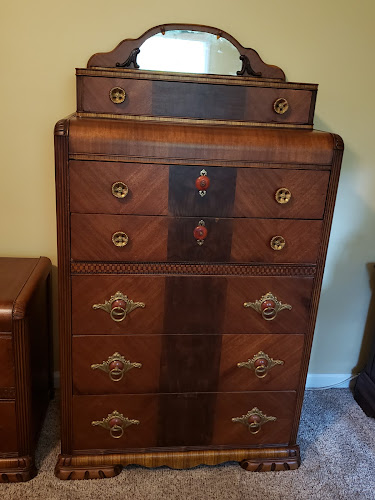 Whitley's Furniture Clinic