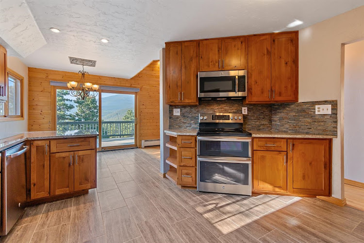 American Restoration Inc