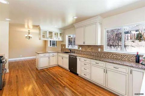 Advance Installations Inc.